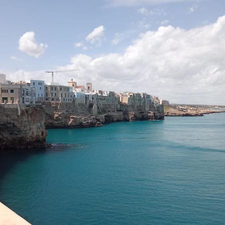 Casa Vacanze Iremia โปลีญาโนอามาเร ภายนอก รูปภาพ