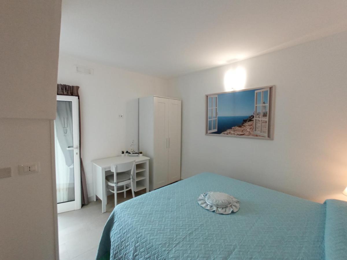 Casa Vacanze Iremia โปลีญาโนอามาเร ภายนอก รูปภาพ